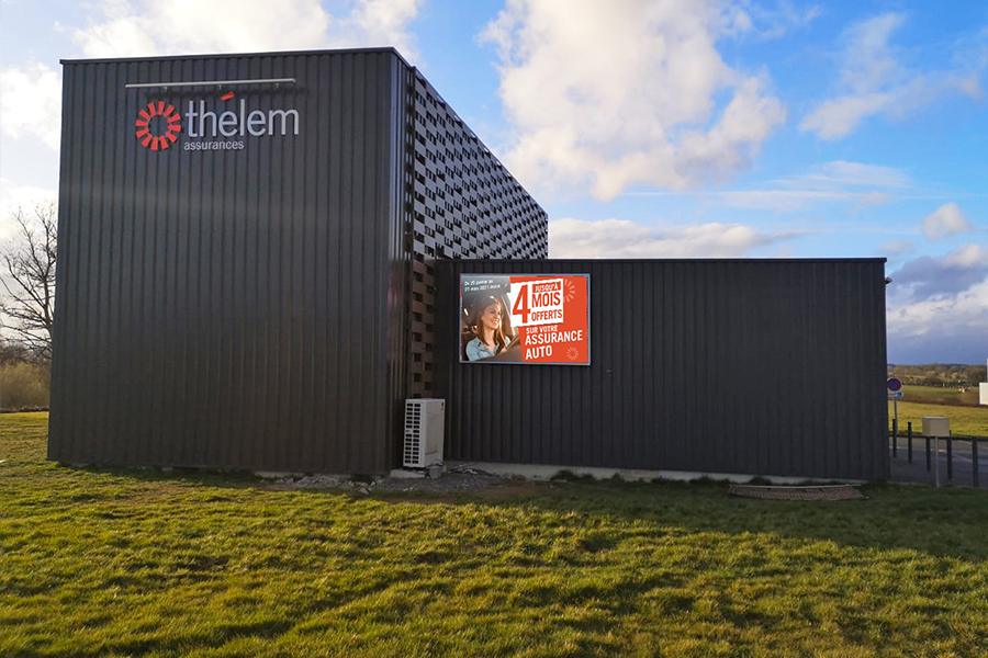 ecran-led-facade-thelem-assurance